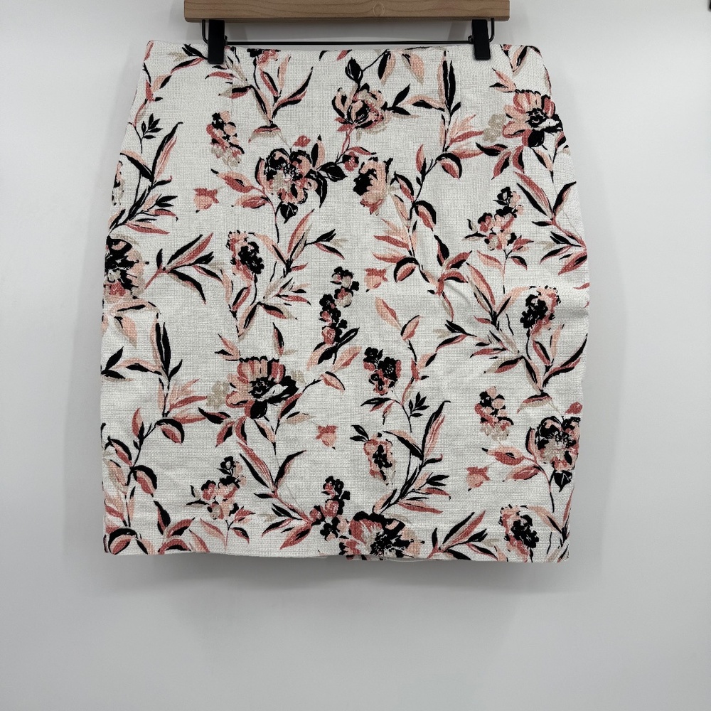 White House Black Market Skirt Women 14 White Pink Floral Tweed Office Pencil